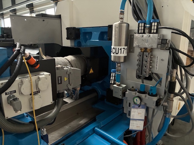 BILLION 100T H 150 DIXIT II An 2011 (4)